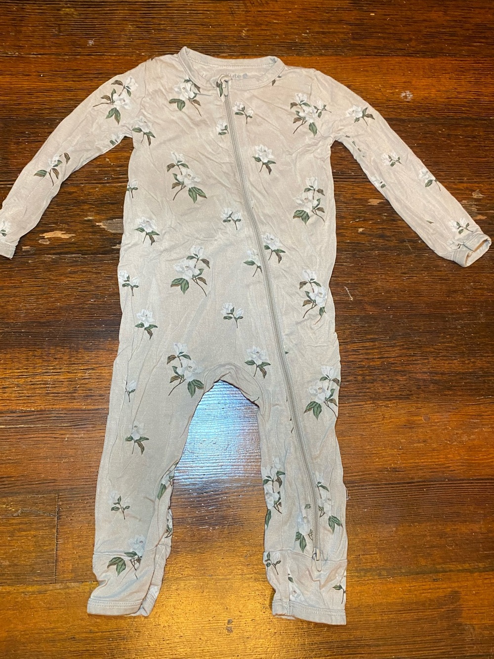 EUC Kyte Baby 18-24M Bamboo Neutral Floral Kids One-Piece Zip Romper